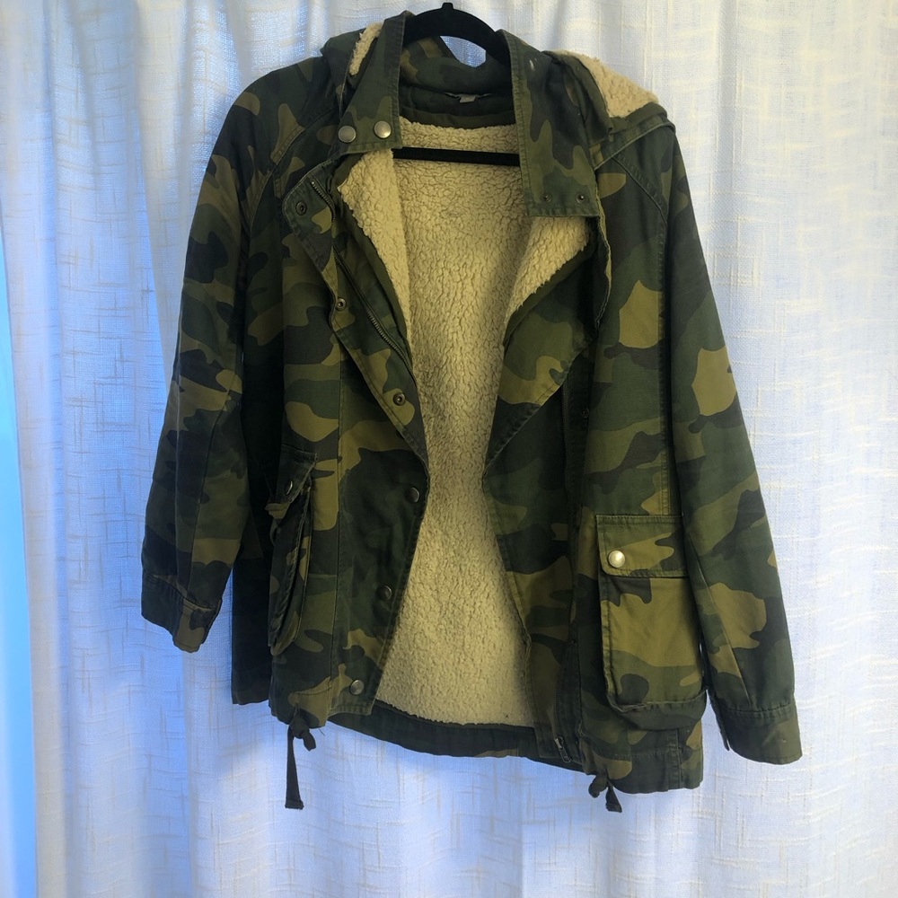 Rubbish coat